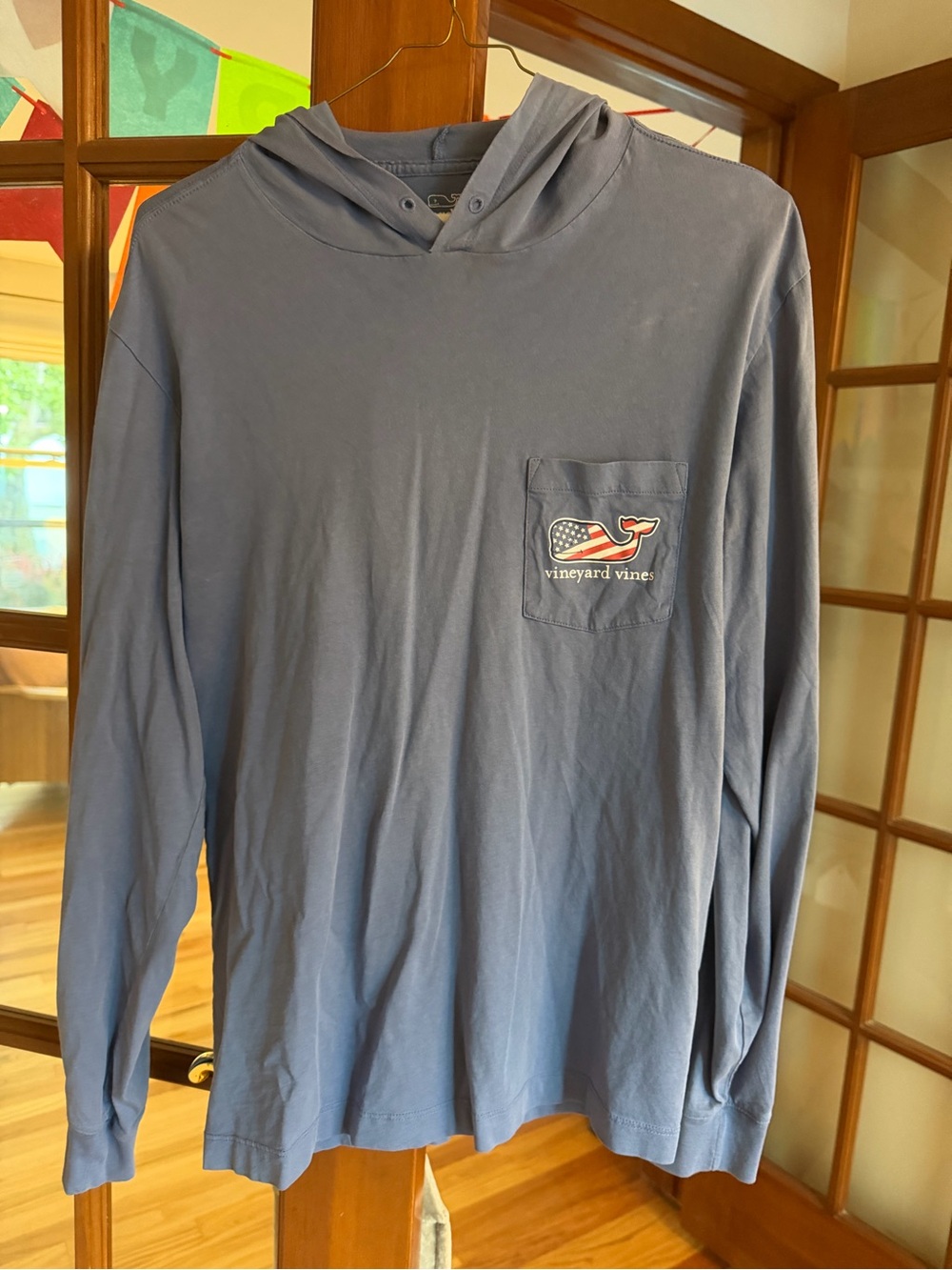 Vineyard Vines Whale Outline Hooded Long-Sleeve Pocket Tee